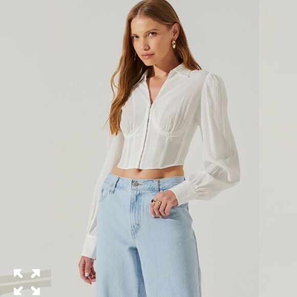 ASTR the Label JOREE COLLARED LONG SLEEVE CORSET TOP NWOT - Picture 4 of 10